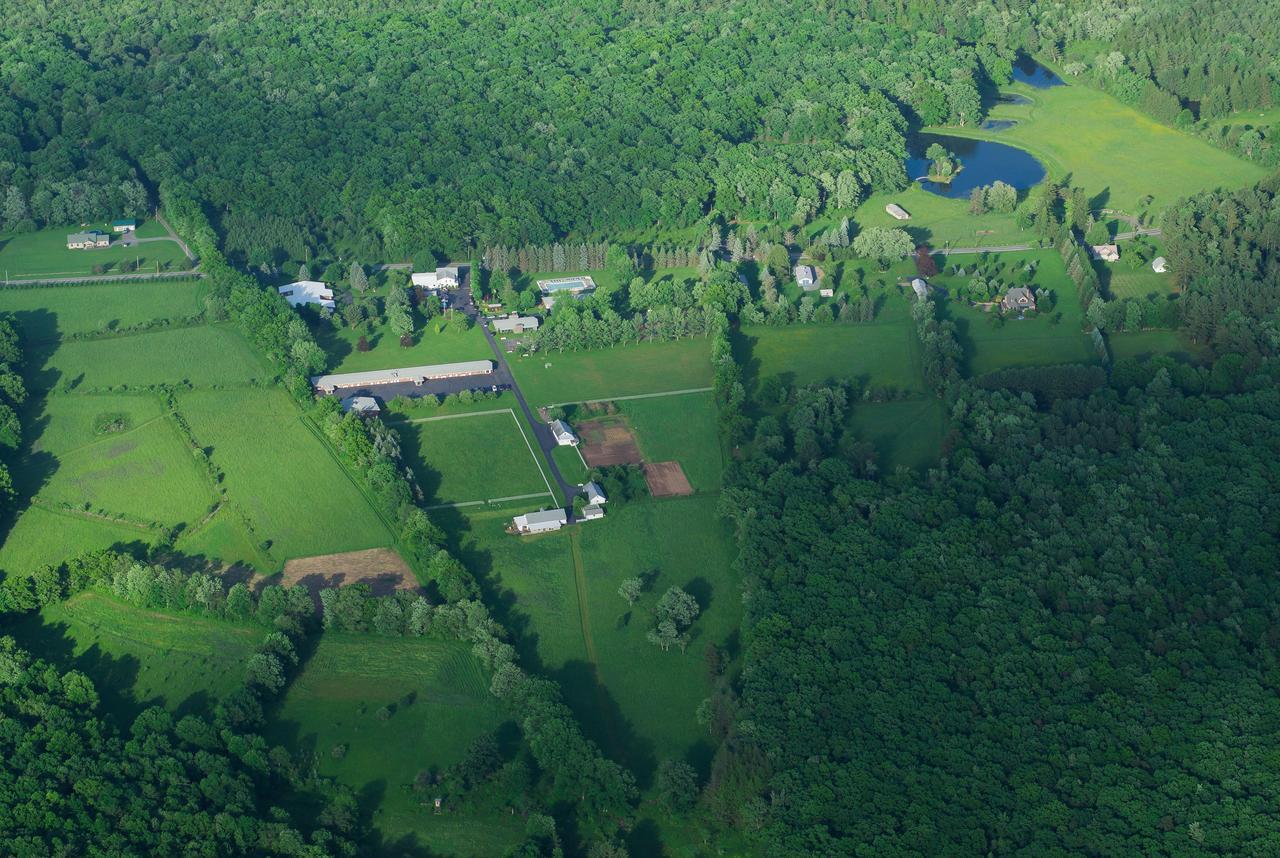 Lukans Farm Resort Hawley ภายนอก รูปภาพ