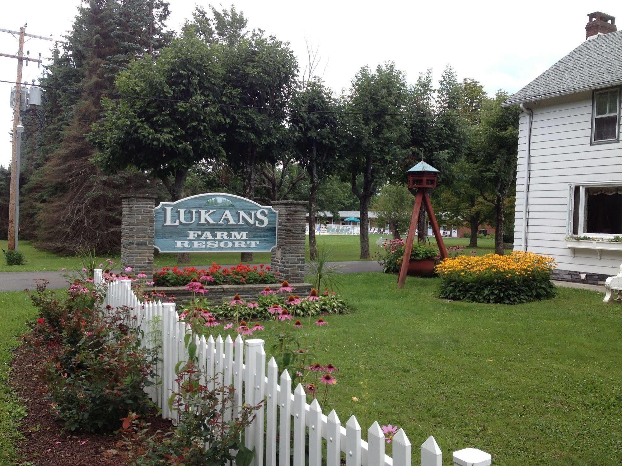 Lukans Farm Resort Hawley ภายนอก รูปภาพ